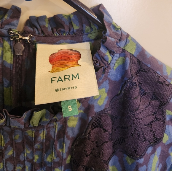 Farm Rio Blouse - Picture 3 of 4